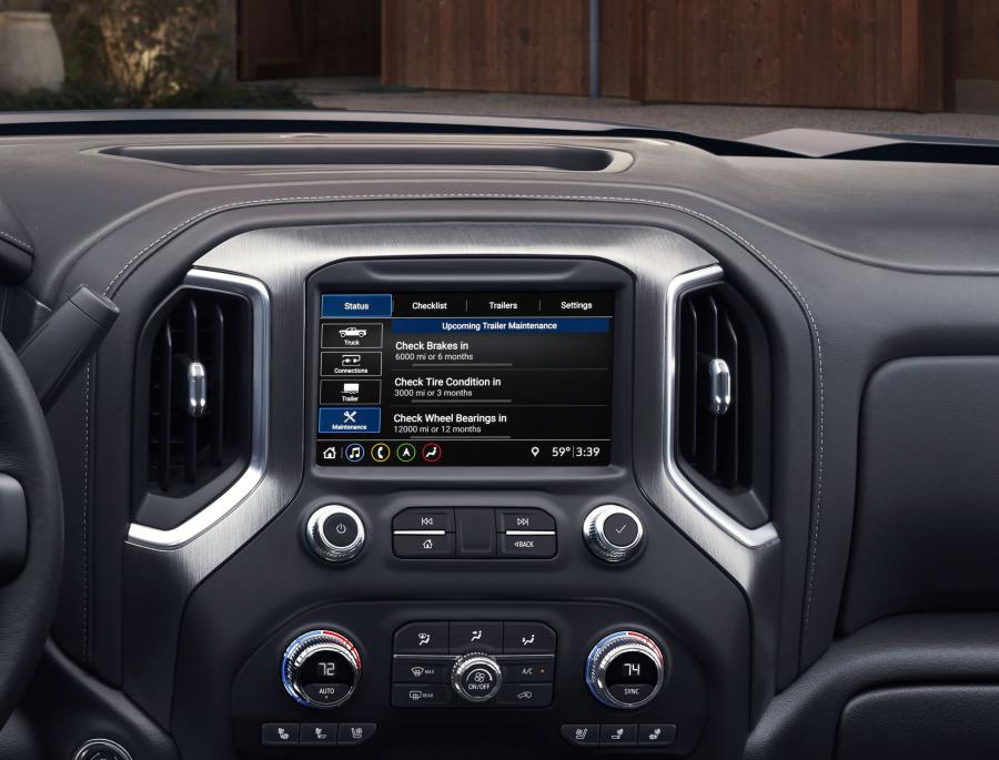 Детали интерьера GMC Sierra 2500 HD Denali Crew Cab 2019 года  (фото 4 из 40)